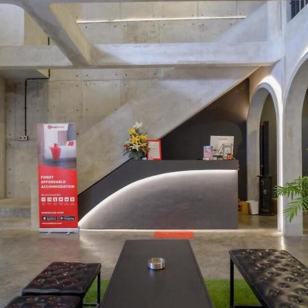 Reddoorz Plus Near Kawasan Sam Poo Kong Semarang Exterior foto